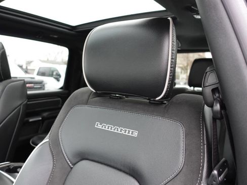 Used 2025 RAM 1500 Laramie w/ Sport Appearance Package AWD/4WD image 21