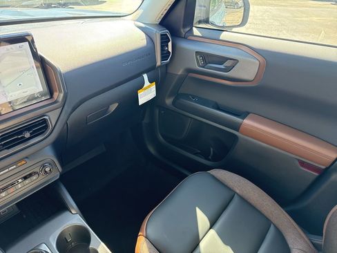 New 2025 Ford Bronco Sport Outer Banks w/ Outer Banks Tech Package+ image 25