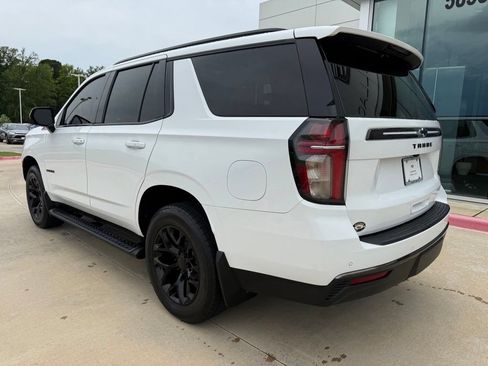 Used 2021 Chevrolet Tahoe Z71 w/ Z71 Signature Package AWD/4WD image 3