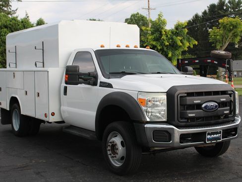 Used 2014 Ford F550 4x4 Regular Cab Super Duty image 10
