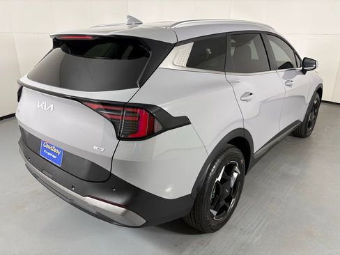 New 2026 Kia Sportage EX AWD/4WD image 8