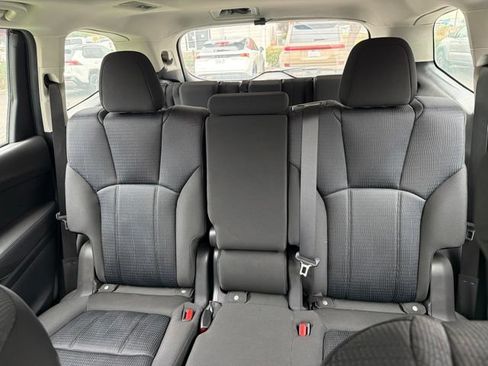 Used 2024 Subaru Ascent 8-Passenger AWD/4WD image 20