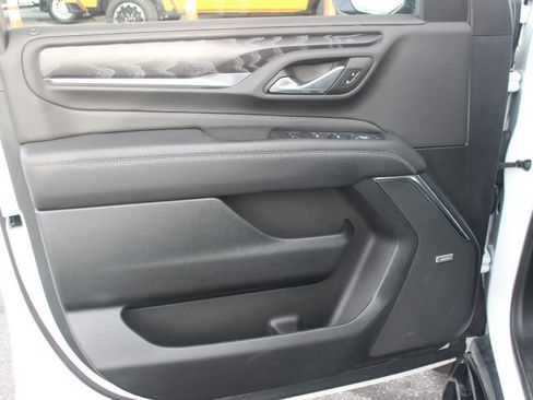 Used 2024 GMC Yukon XL Denali w/ Max Trailering Package image 15