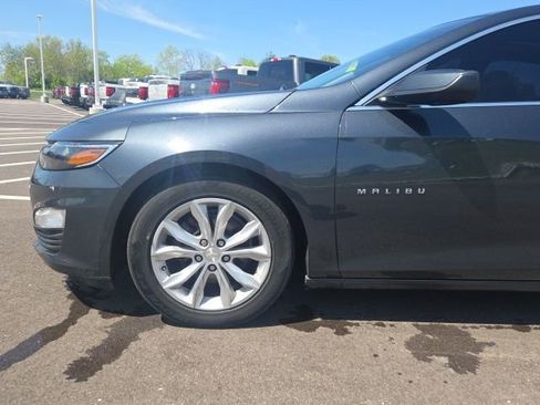 Used 2020 Chevrolet Malibu LT image 13