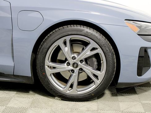 Used 2023 Audi e-tron GT Premium Plus image 47