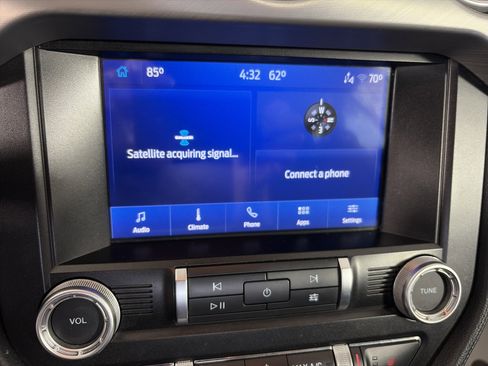 Used 2022 Ford Mustang Premium image 14