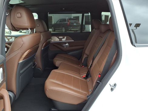 New 2026 Mercedes-Benz GLS 450 4MATIC image 12