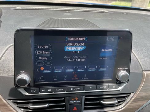Used 2025 Nissan Altima 2.5 SV FWD image 19