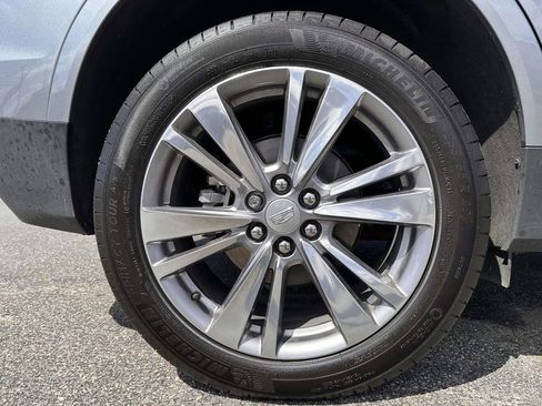 Used 2024 Cadillac XT5 Premium Luxury AWD/4WD image 6