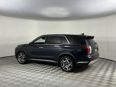 Used 2023 Hyundai Palisade SEL w/ Premium Package image 7