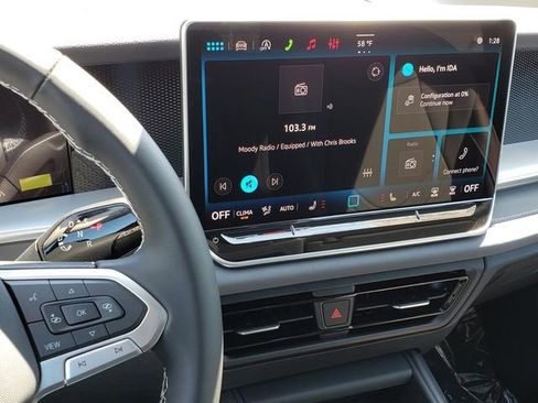 New 2026 Volkswagen Tiguan SE AWD/4WD image 11