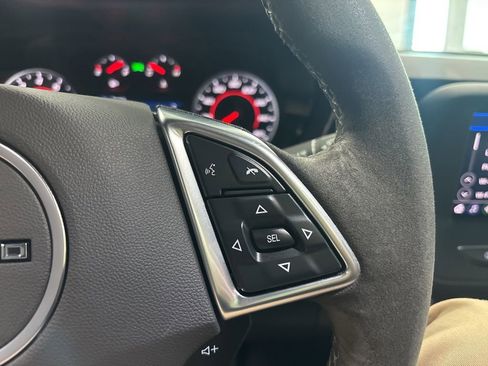 Used 2020 Chevrolet Camaro LT w/ RS Package RWD image 15