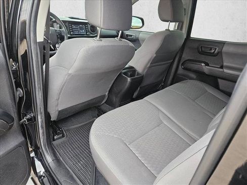 Used 2022 Toyota Tacoma SR image 11