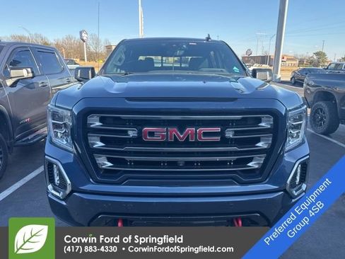 Used 2019 GMC Sierra 1500 AT4 w/ AT4 Premium Package image 2