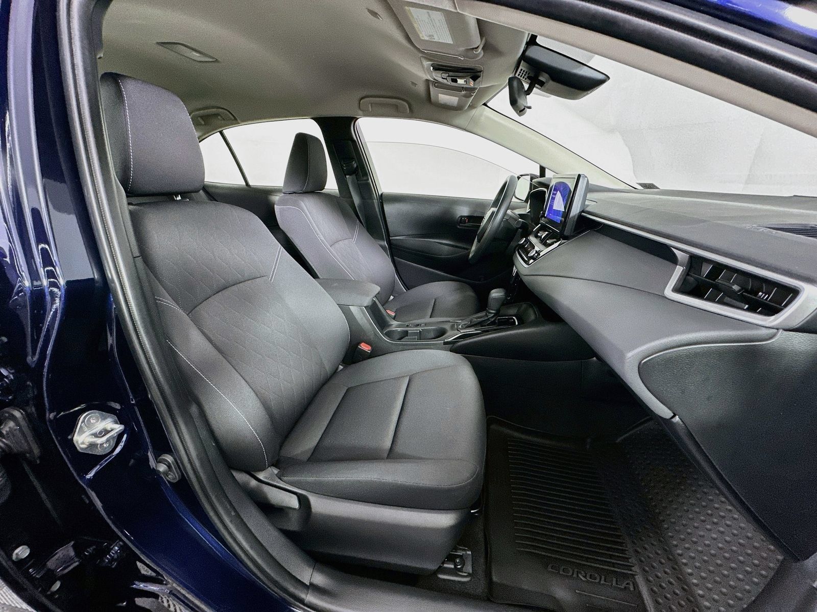 Used 2023 Toyota Corolla LE FWD image 26
