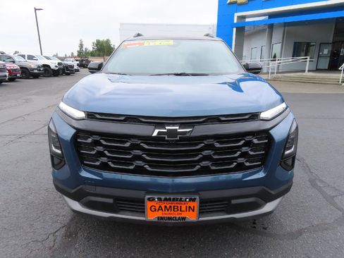 New 2025 Chevrolet Equinox LT w/ Convenience Package II image 2