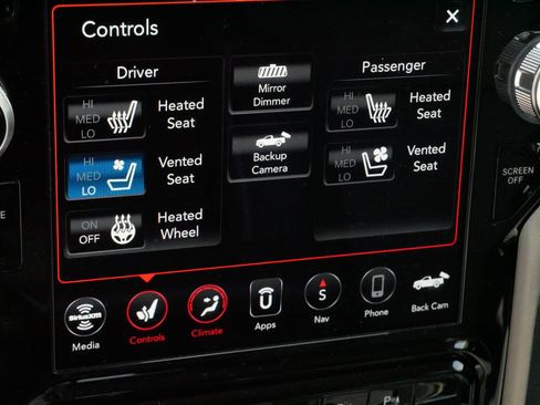 Used 2020 RAM 2500 Laramie AWD/4WD image 29