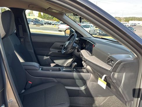 New 2026 Nissan Kicks S FWD image 10
