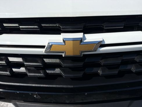 Certified 2022 Chevrolet Colorado W/T w/ Custom Special Edition AWD/4WD image 7