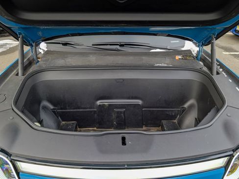 Used 2024 Rivian R1S Adventure image 54