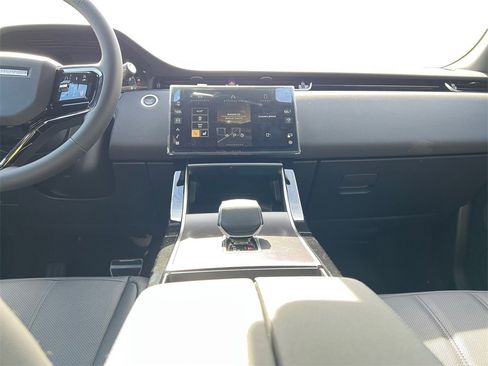 New 2026 Land Rover Range Rover Evoque Dynamic SE image 27
