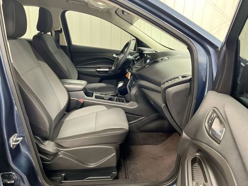 Used 2018 Ford Escape SE w/ SE Sync 3 Package AWD/4WD image 21