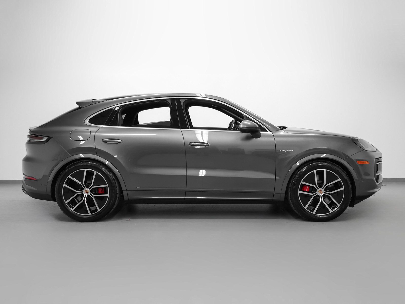 Certified 2026 Porsche Cayenne S AWD/4WD image 13