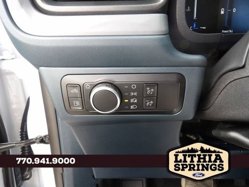 New 2025 Ford Maverick XL image 25