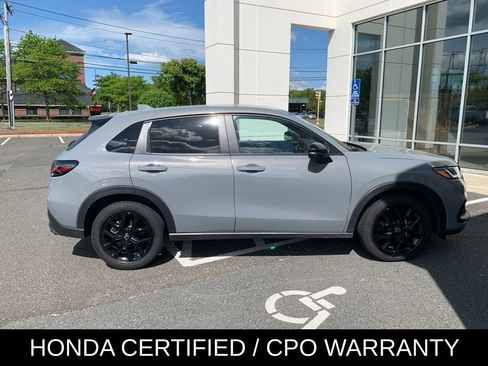 Used 2025 Honda HR-V Sport image 6