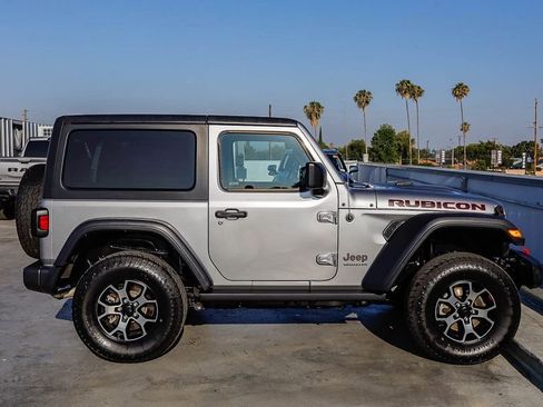 Used 2018 Jeep Wrangler Rubicon AWD/4WD image 13