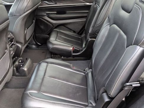 Certified 2024 Jeep Grand Cherokee L Limited w/ Luxury Tech Group II image 27