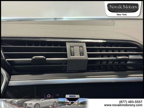 Used 2022 Audi Q3 2.0T Premium Plus image 22