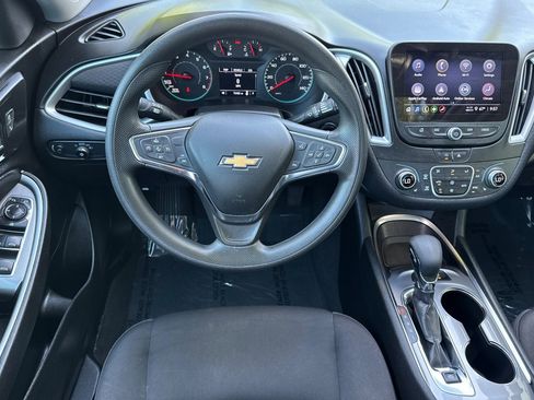 Used 2024 Chevrolet Malibu LT FWD image 27