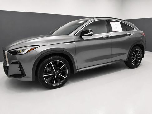 Used 2025 INFINITI QX55 Essential AWD/4WD image 2