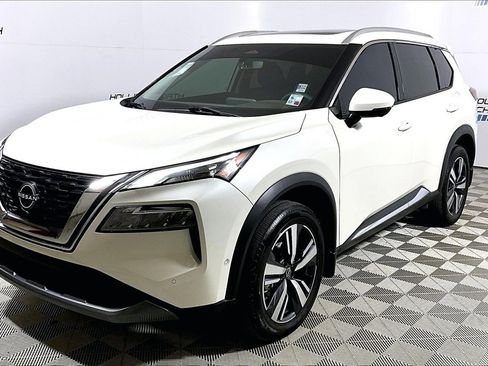 Used 2023 Nissan Rogue SL w/ SL Premium Package image 1