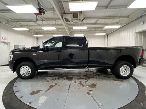 Used 2025 RAM 3500 Laramie image 8