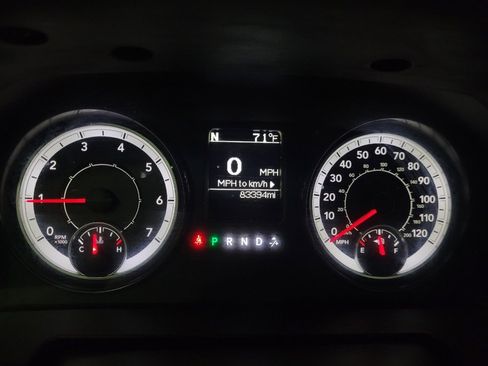 Used 2017 RAM 1500 Express AWD/4WD image 23