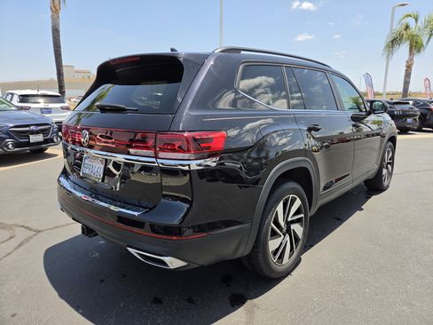 Certified 2024 Volkswagen Atlas SE AWD/4WD image 10