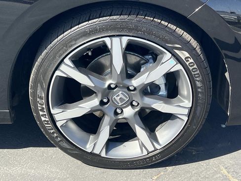 Certified 2025 Honda Civic Sport Touring image 29