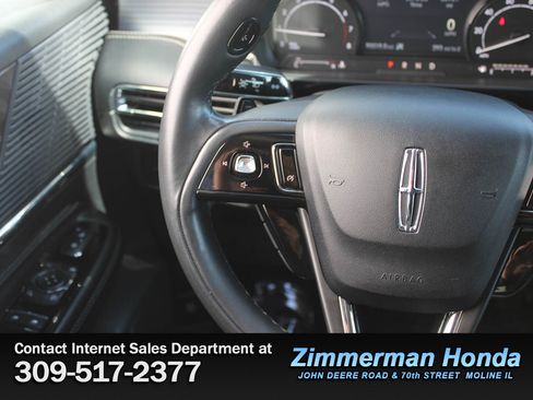 Used 2021 Lincoln Corsair AWD image 12