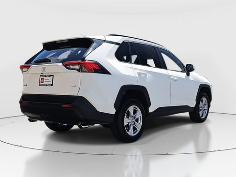 Certified 2025 Toyota RAV4 XLE FWD image 5