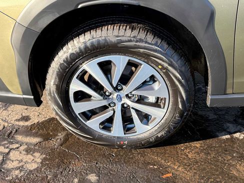 Certified 2025 Subaru Outback Premium w/ Popular Package #1A image 10