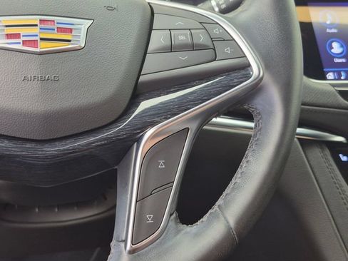 Certified 2023 Cadillac XT5 Premium Luxury AWD/4WD image 11
