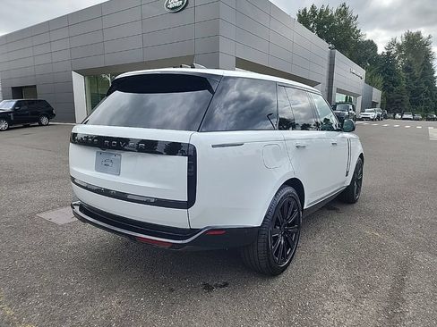 New 2026 Land Rover Range Rover SE AWD/4WD image 5