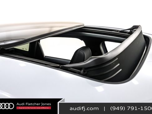 Used 2024 Audi Q4 e-tron Premium Plus image 23