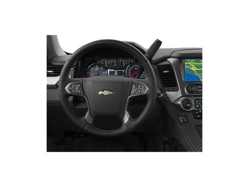 Used 2016 Chevrolet Suburban LT w/ Luxury Package AWD/4WD image 4