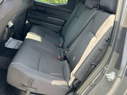 Used 2025 Toyota Tacoma SR5 w/ SR5 Upgrade Package AWD/4WD image 30