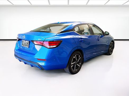 Used 2024 Nissan Sentra SV FWD image 4