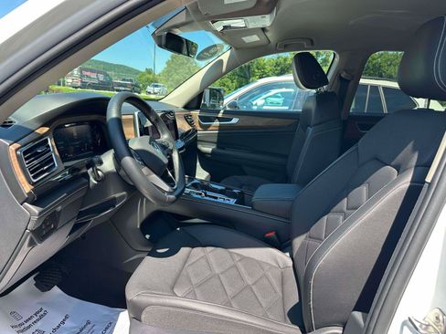 Certified 2026 Volkswagen Atlas SE AWD/4WD image 17