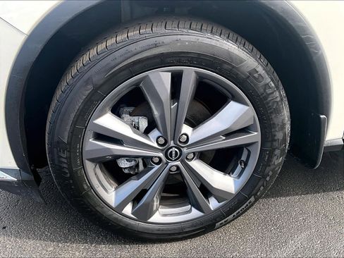 Used 2024 Nissan Murano Platinum w/ Cargo Package image 7